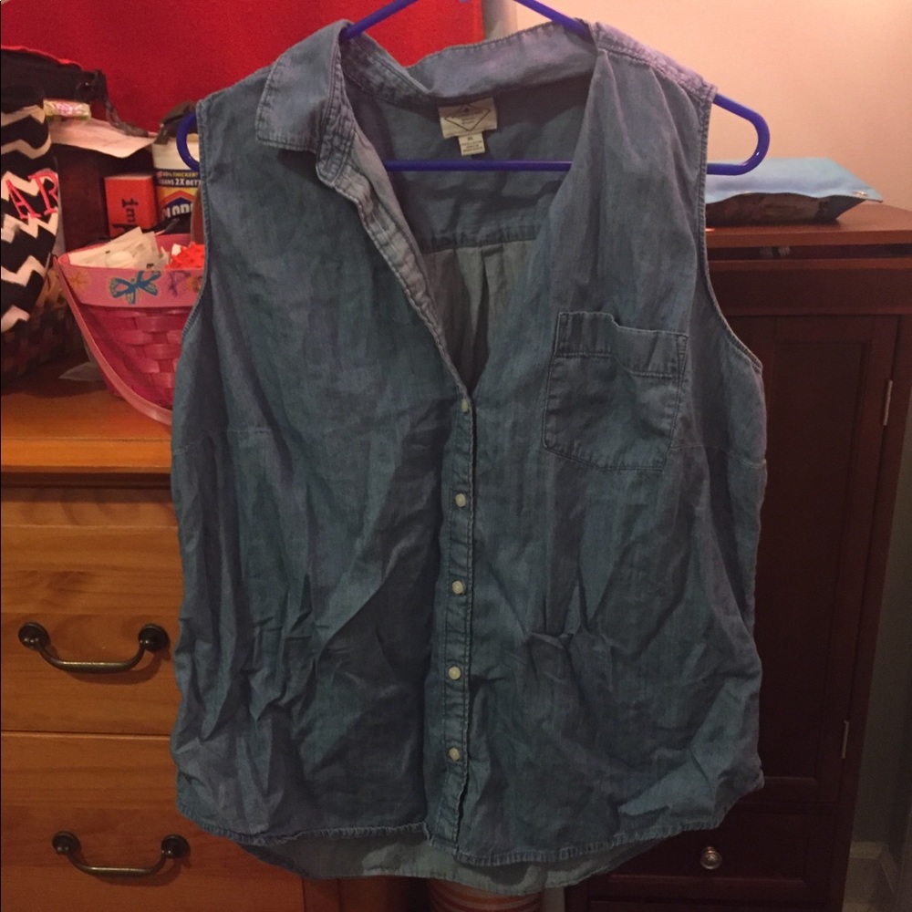 Denim colored blouse. Runs Small